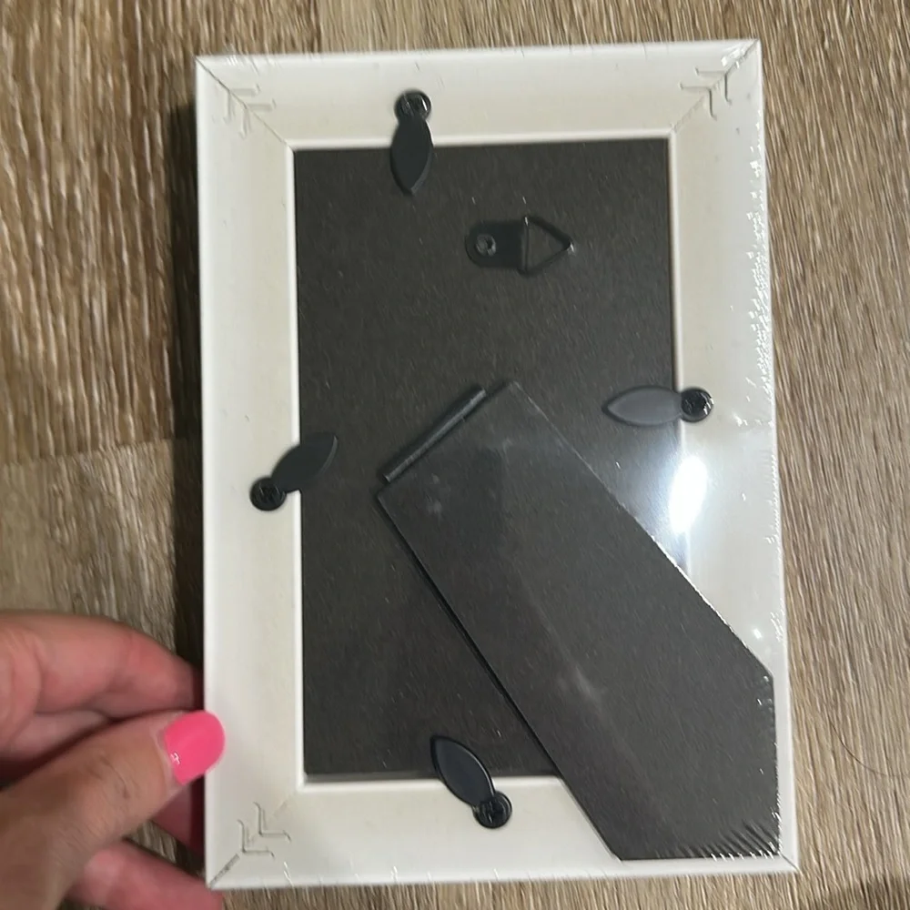 NWT Brushed Silver and tan/ yellow  picture  Frame - 3x5 in
